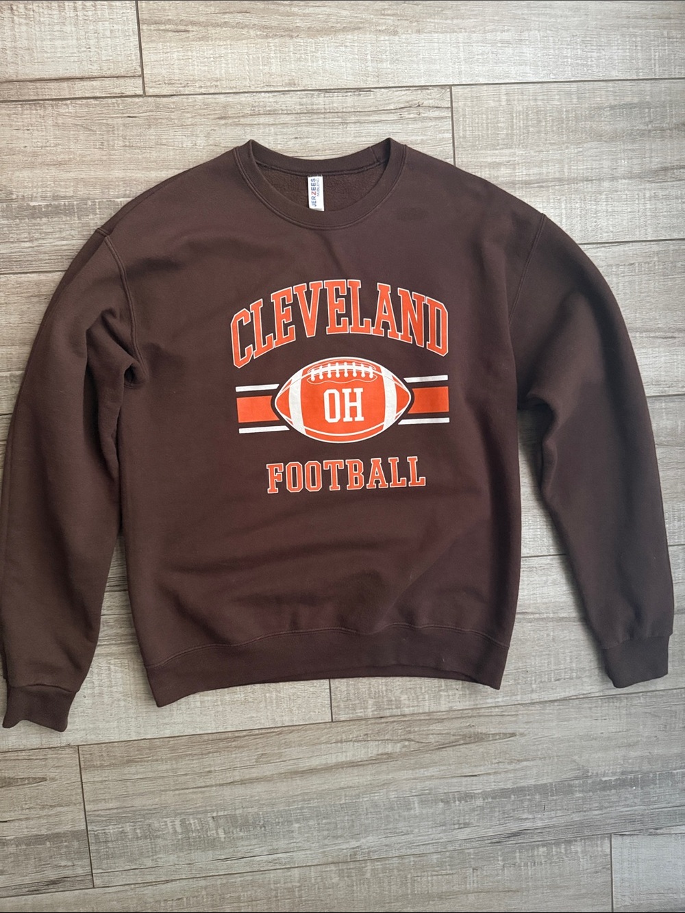 Jerzees Cleveland Football Crewneck Sweatshirt Brown - Size Medium